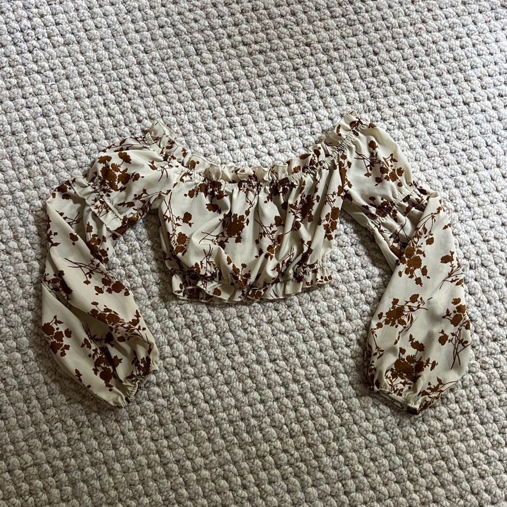 Elegant Cream Floral Off-Shoulder Top (UK Size 8)
